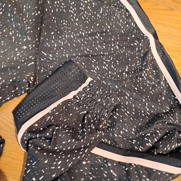 Lululemon Grey Women's Jogger Pants Size 2 - Picture 2 of 7